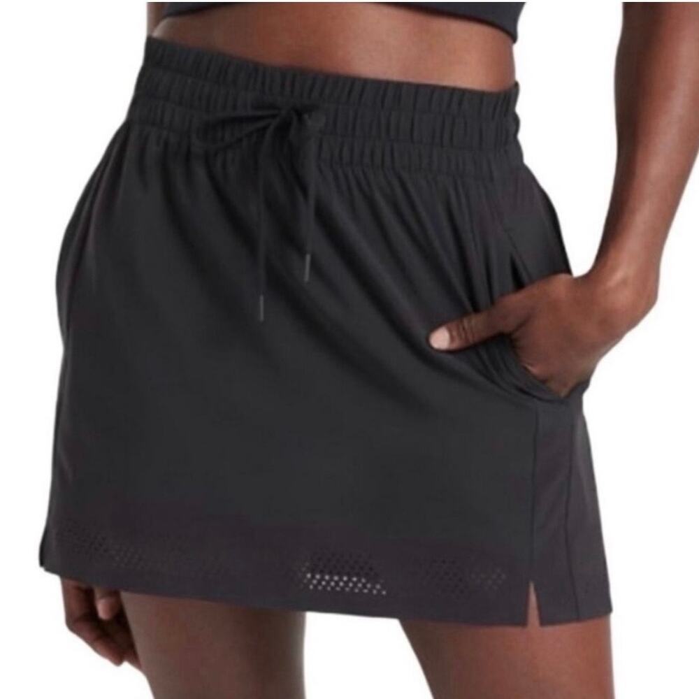 Athleta Baja Skort Skirt in Black Size 2 Activewear Tennis Travel *EUC